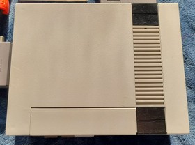 Nintendo NES Action Set con Super Mario Bros/Caccia all'Anatra, Zapper, Manuale - Testato!