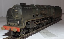 HORNBY R2446 BR DUCHESS CLASS LOCOMOTIVE 46232 'DUCHESS OF MONTROSE' WEATHERED