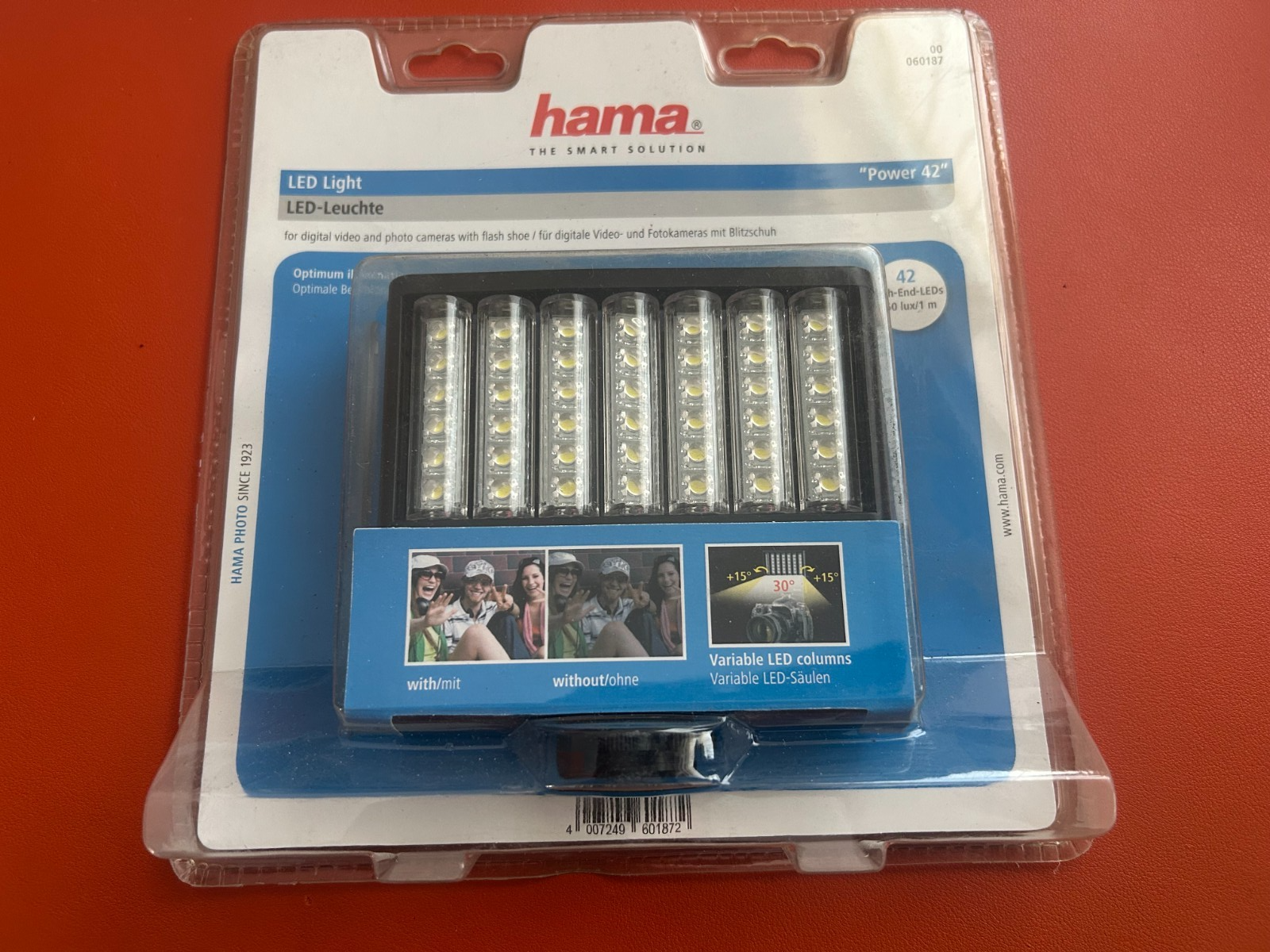 Hama 60187 LED Light for digital camera video with flash shoe. 42 LED's