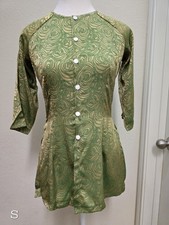 Vietnamese Ao Ba Ba. Size S