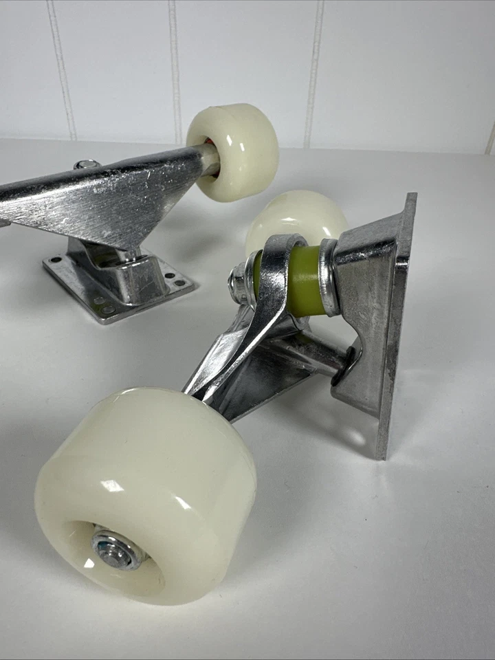 Camiones de monopatín profesionales con ruedas 1 par Foto 3 de 4