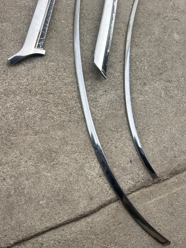 Juego de pilares de parabrisas de acero inoxidable moldeado para Nissan 280ZX 79-83 Datsun OEM Foto 2 de 4