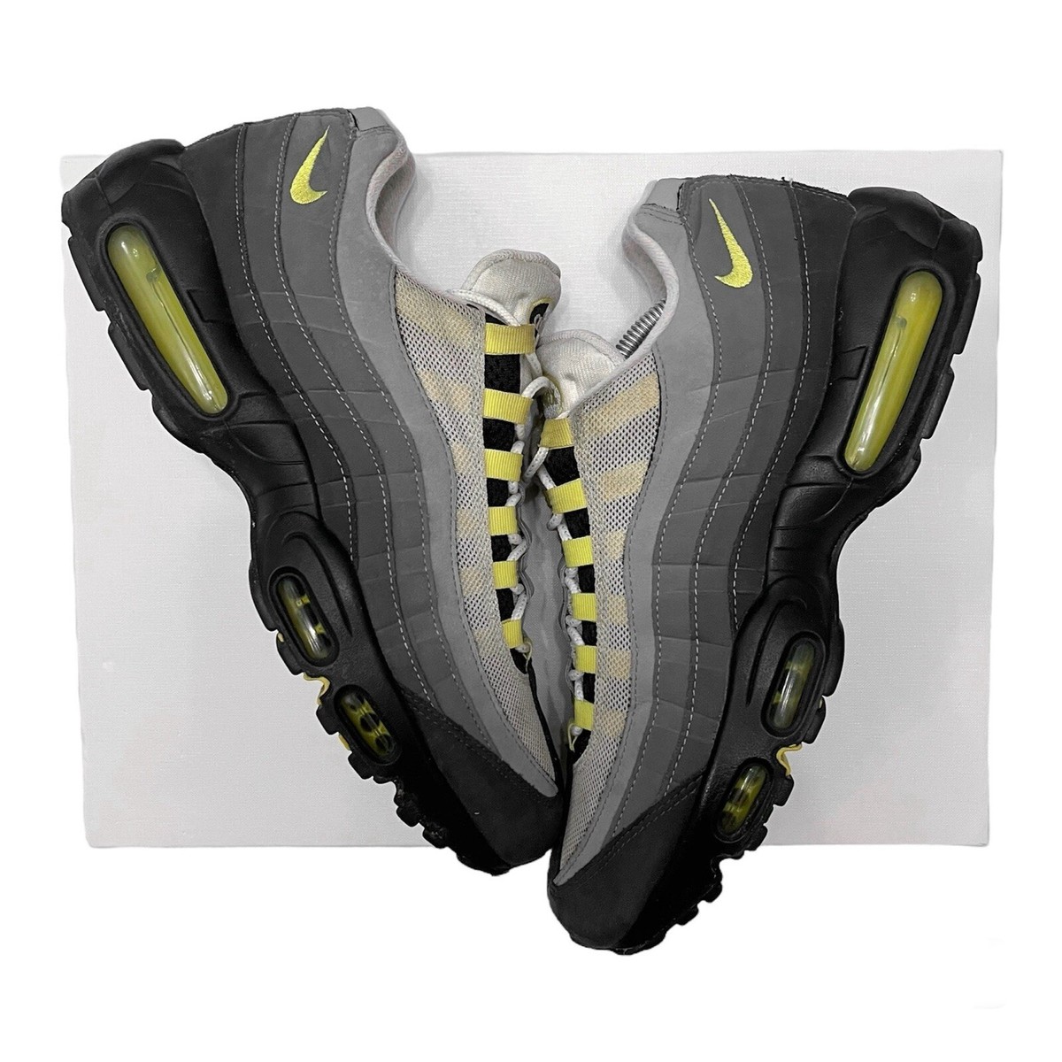 Retro Nike 95 Yellow Vintage Nike Air Max 90 Summit White Black