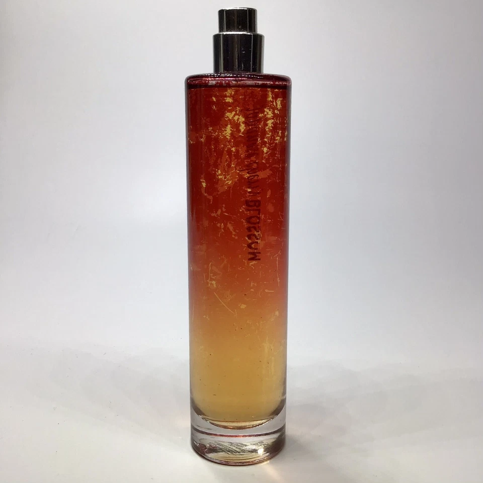 Perfume Bath & Body Works JAPANESE CHERRY BLOSSOM Eau de Toilette 2,5 oz COMPRIMENTO sem tampa de flor - Imagem 2 de 4