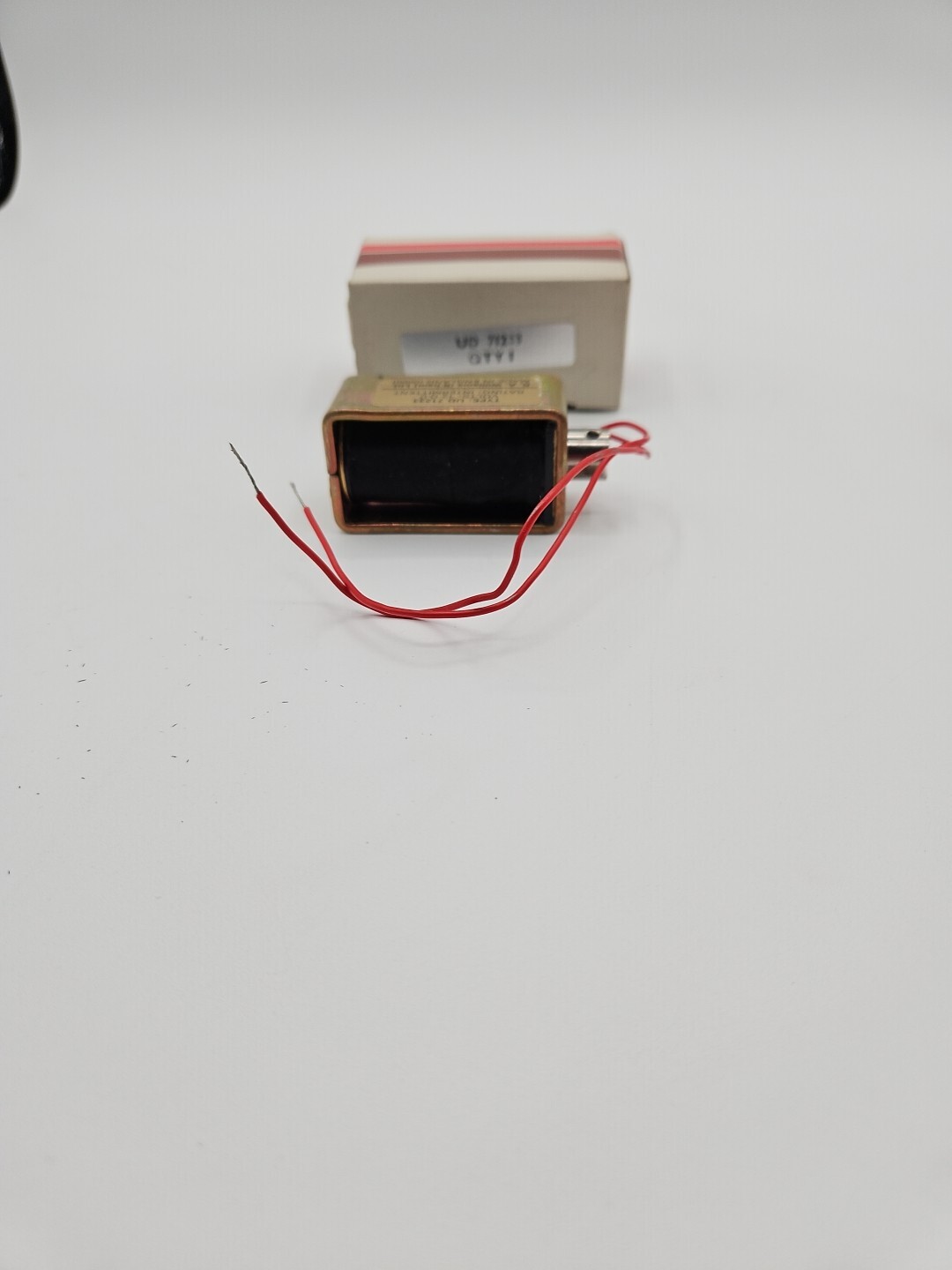 BENTLEY & ROLLS ROYCE DOOR LOCKING SOLENOID (Before VIN 44000) (UD71233)