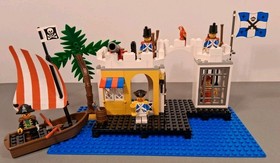 Lego Pirates Imperial Soldiers 6267 Lagoon Lock-Up Set: 100% Comp w/Inst/Box/Cat