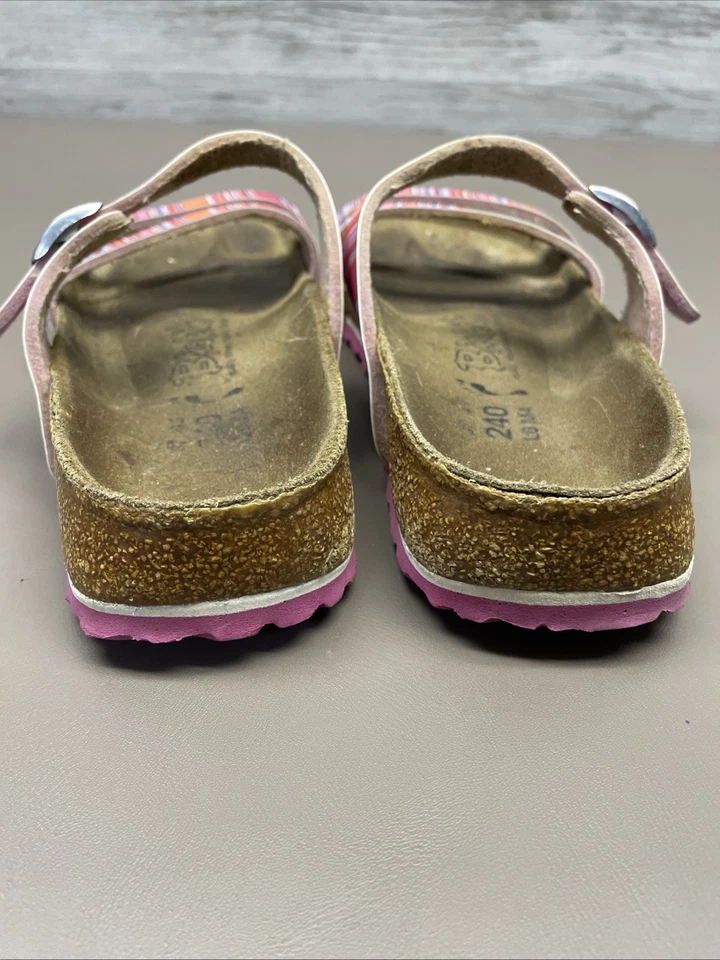 Sandalias Birkenstock Birkis Claudia a rayas para mujer 6 Foto 3 de 4