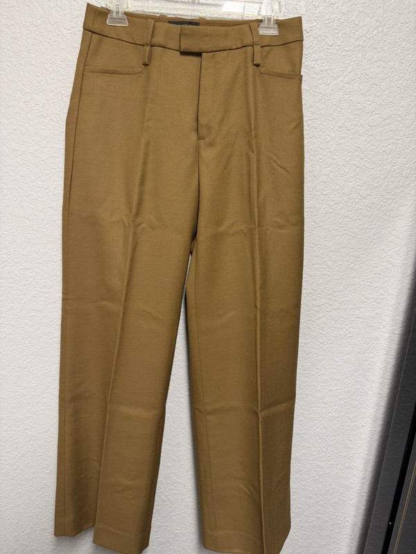 BANANA REPUBILC Women's brown pants, size 4, 100% wool, waist 29.5, inseam 33"