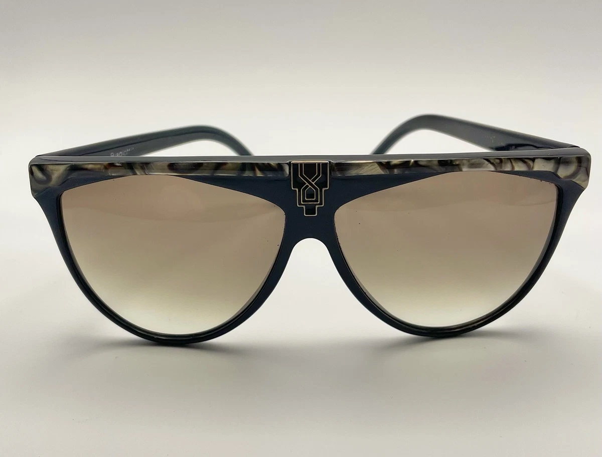Vintage Laura Biagiotti Oversized Black & Gold 1980 Sunglasses T/36-95 RARE LAURA BIAGIOTTI 1980s Vintage Sunglasses for sale | eBay main image 4