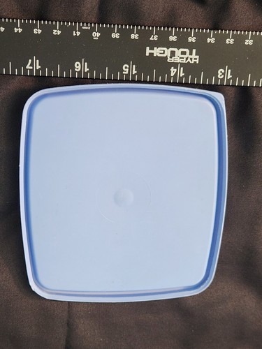 Vintage Tupperware Freezer Mate 5" x 4.5" Replacement Blue Rectangle LID 310 -86 - Picture 2 of 3