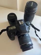 macchina fotografica reflex Canon D80 con tre obbiettivi e borsa
