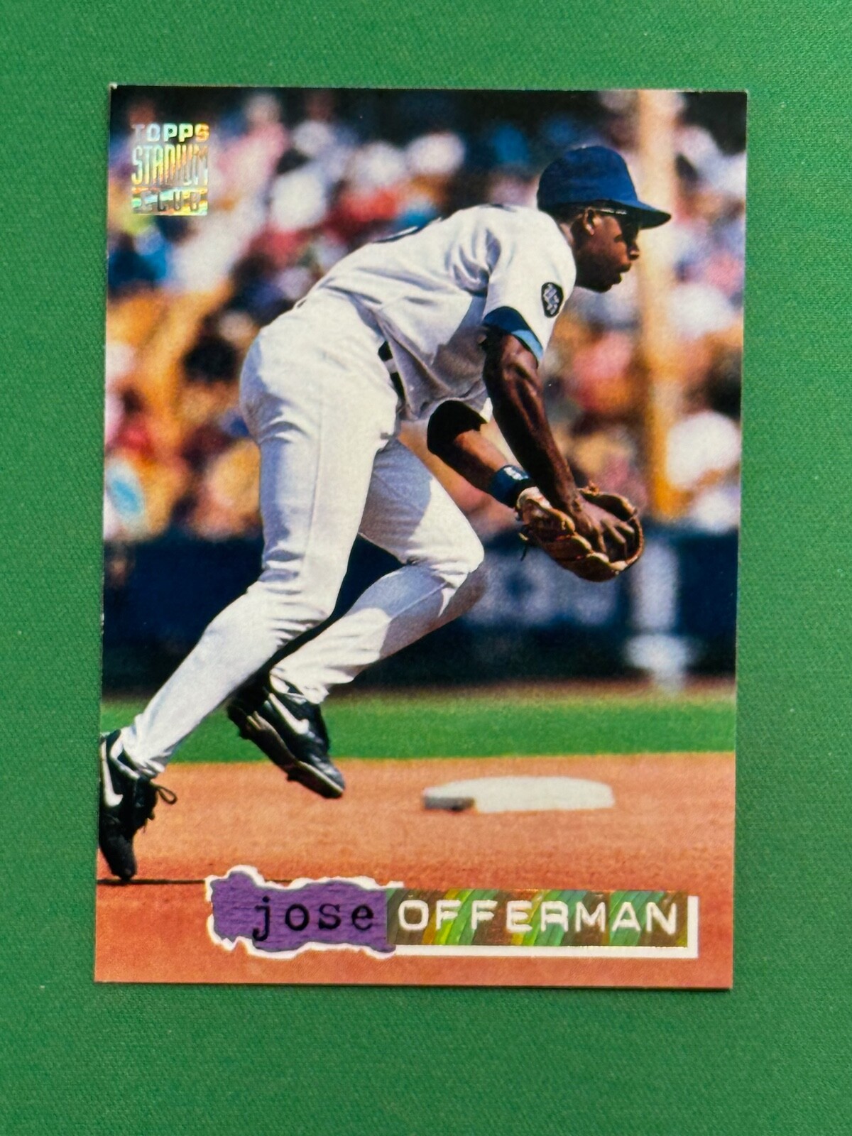 1994 Topps Stadium Club Series 2 #282 Jose Offerman Golden Rainbow Parallel
