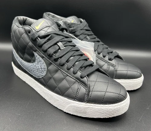 DS NEW 2006 Nike SB Blazer Supreme Black sz 11 Gucci dunk vintage rare
