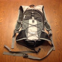 Hi-tec 2l Air Comfort Hydration Backpack Bag Running Hiking Cycling Pack (gray) Hi-tec 2l Air Comfort Hydration Backpack Bag Running Hiking Cycling Pack (gray)