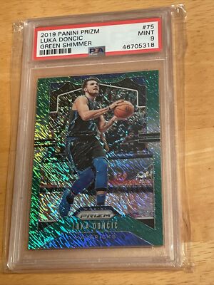 2019-20 Panini Prizm Green Pulsar /25 Luka Doncic #75 PSA 9 Mint 