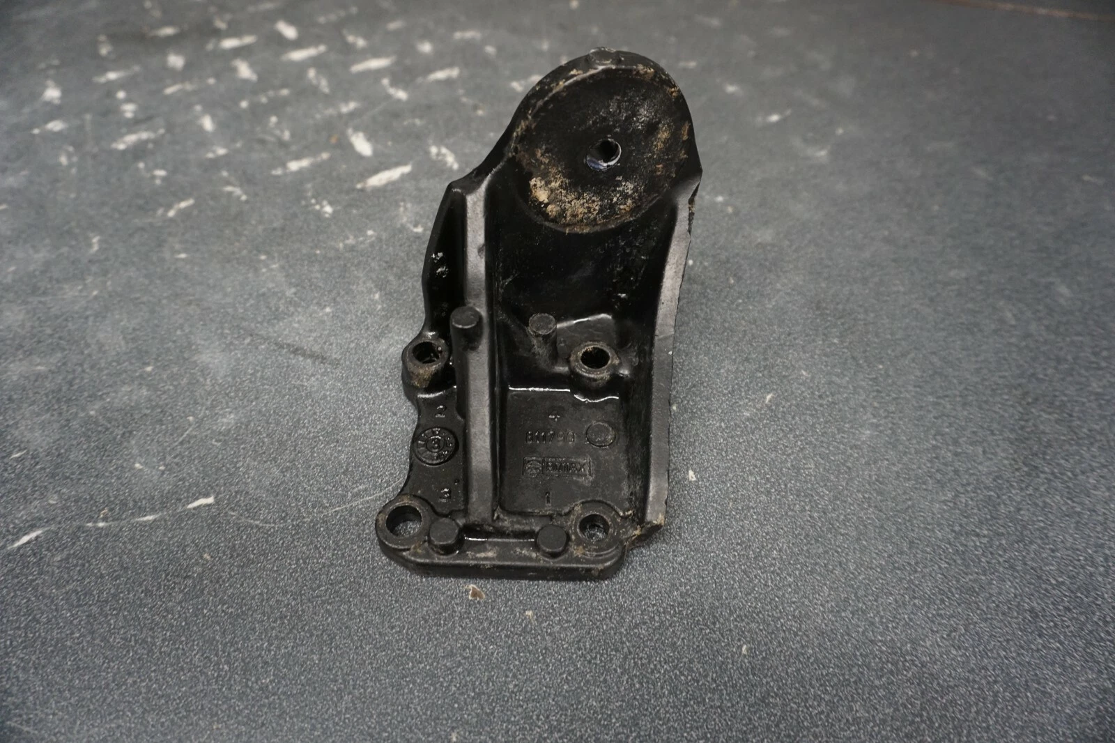 2002-2017 Sea-Doo OEM Front Engine Motor Mount Bracket 420811792 RXT RXP GTX