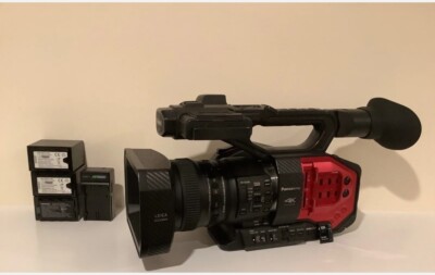 Panasonic AG-DVX200 4K Professional Camcorder Batteries and charger - Main Image