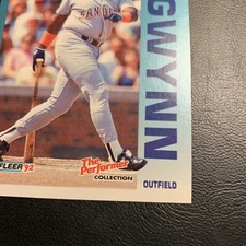 B51d #10 Tony Gwynn San Diego padres￼ 1992 fleer 7-Eleven former￼ Citgo 711