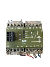 PILZ PNOZ 8 3S/1O 474760 24 VDC 4.5 W SAFETY RELAY