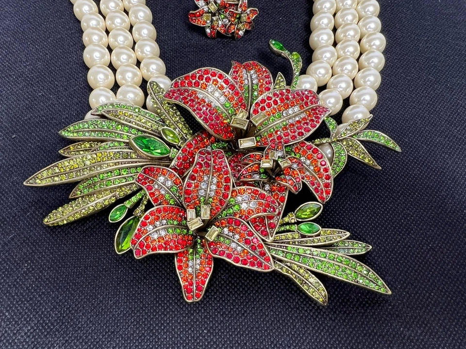 Heidi Daus " Beautiful AMARYLLIS" Crystal Floral STATEMENT Necklace 3 PC. Set Foto 3 de 4