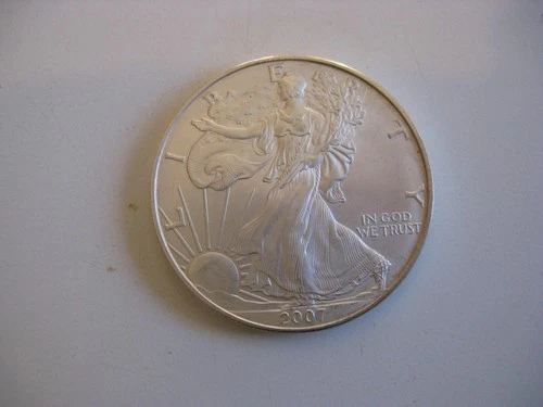 Walking Liberty 1oz. Fine Silver Coin .999 - US MINT 2007 - In God We Trust