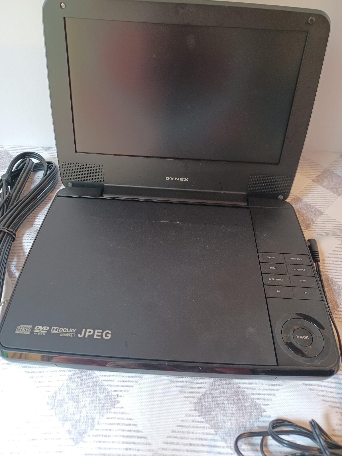 DYNEX 9" Portable DVD Player DXP9DVD11 eBay