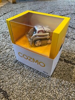 COZMO Robot by Takara Anki EXCELLENT GIFT! Cozmo Robot!