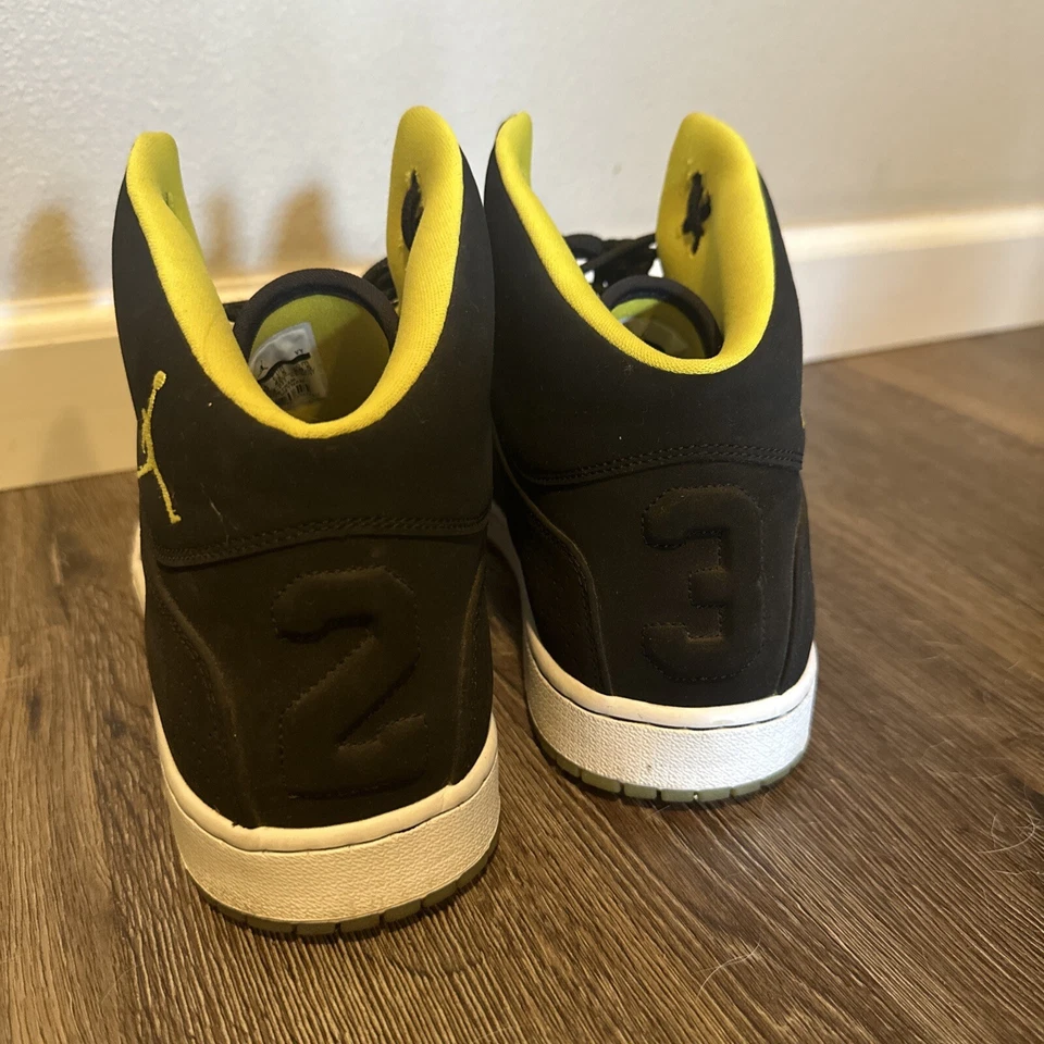 Talla 11.5 - Jordan 1 Flight Optic Amarillo Foto 4 de 4