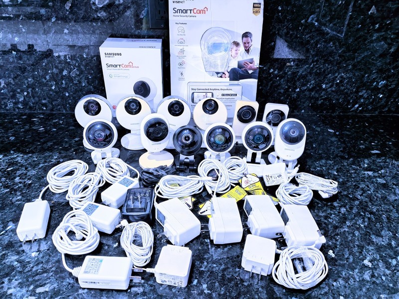 12 x  SAMSUNG SMARTCAMS HD SECURITY CAMERAS w/ 12 x POWER ADAPTERS TECHWIN $2218