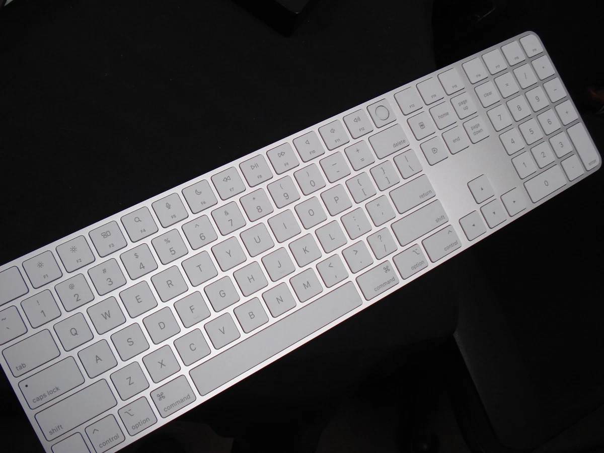 Apple USB-C English Computer Keyboards & Keypads Just Listed 2026
