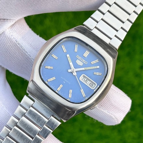 Vintage Seiko 5 Sea Blue Dial Automatic Japan Made Men's Watch 7009-5180 - Picture 4 of 18