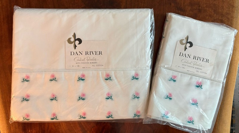 Vintage Bed Set Pillowcases New Old stock Floral Embroidered Flat Dan River 70’s
