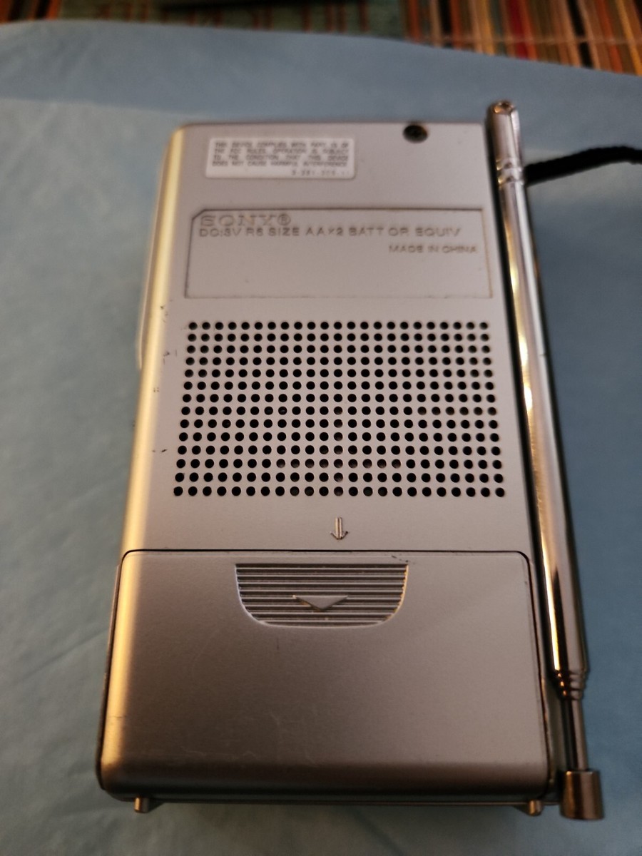 Sony ICF-S10MK2 Pocket Radio with Speaker - Silver for sale Sony ICF-S10MK2 Pocket Radio with Speaker - Silver for sale