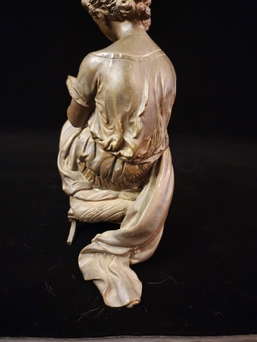 Escultura de bronce mujer leyendo firmada Moreau - Imagen 11 de 21
