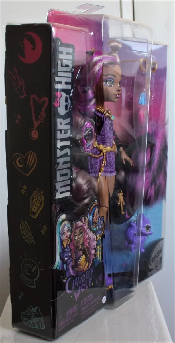 Doll Review: Monster High Black Carpet Clawdeen Wolf