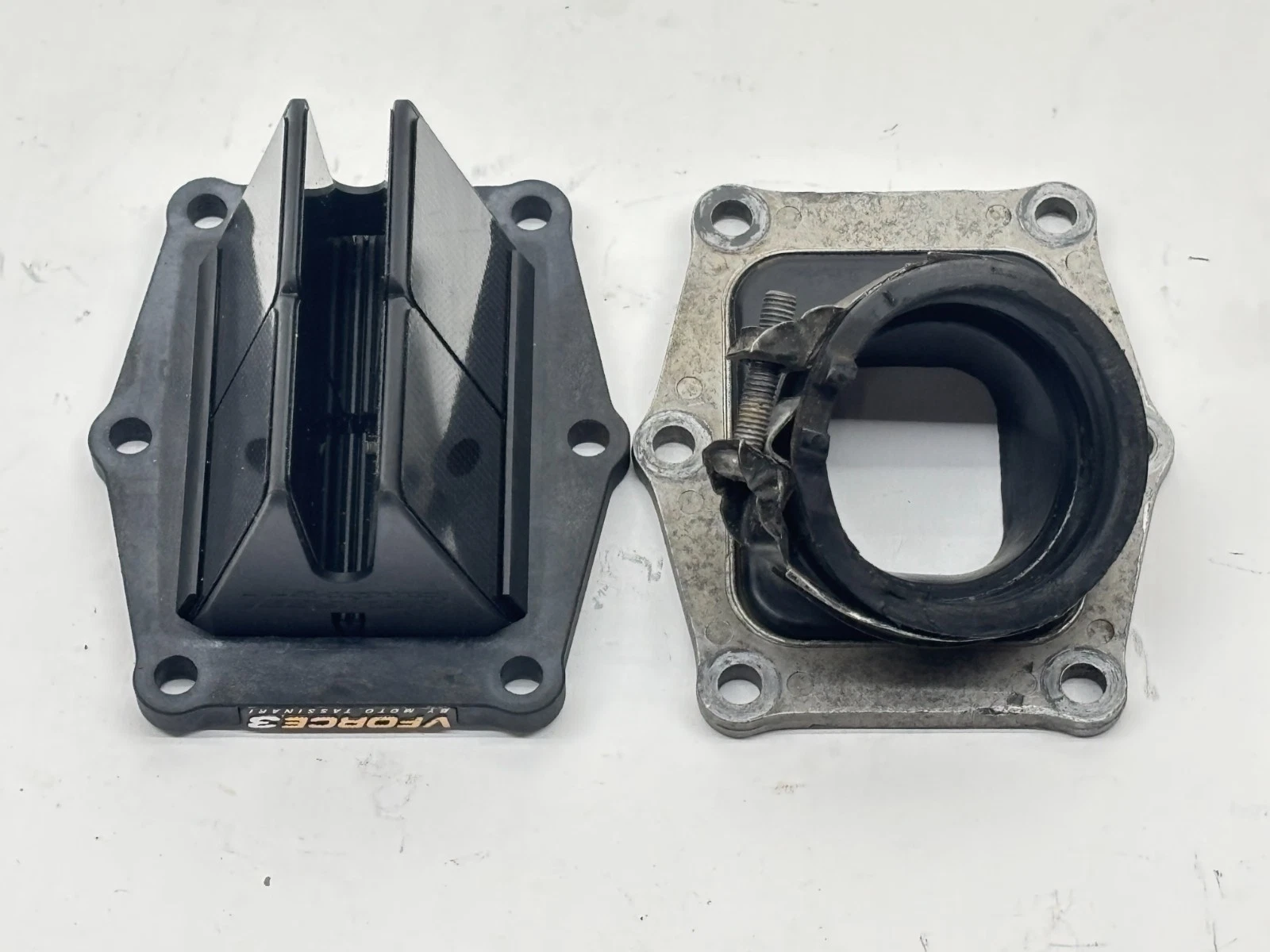 1999 Honda CR250R Vforce3 Reed Valve Case Cage Intake System Dirt Bike CR 250 R