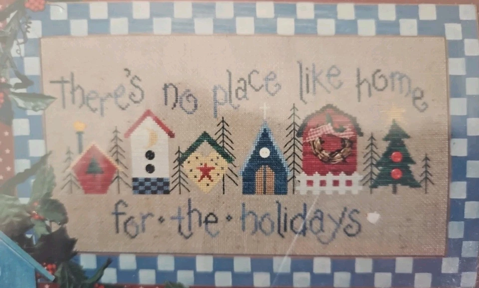 Lizzie☆Kate BIRDIE HOLIDAY Birdhouse Counted Cross Stitch Pattern & Wreath #011 - Image 2 of 4