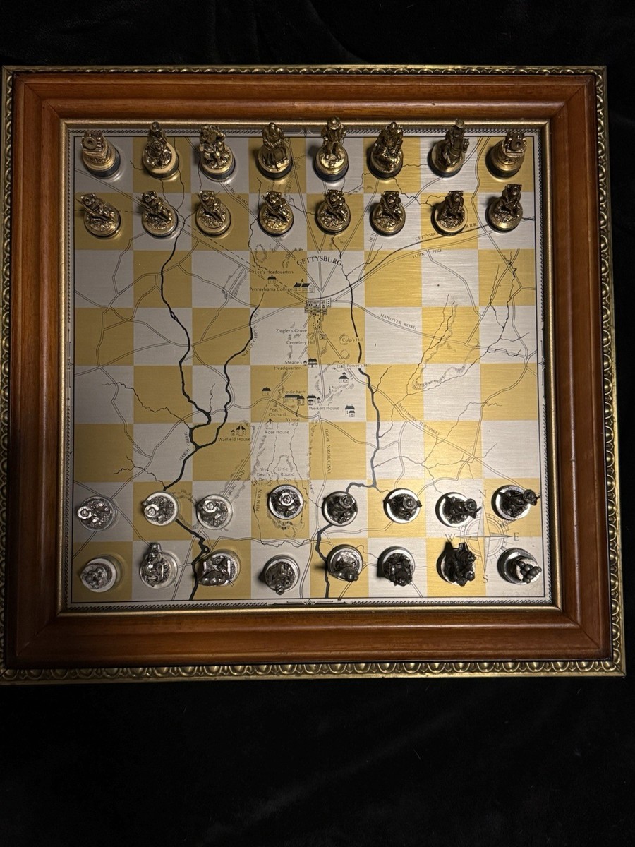The Franklin Mint Gettysburg limited edition gold and silver Chess