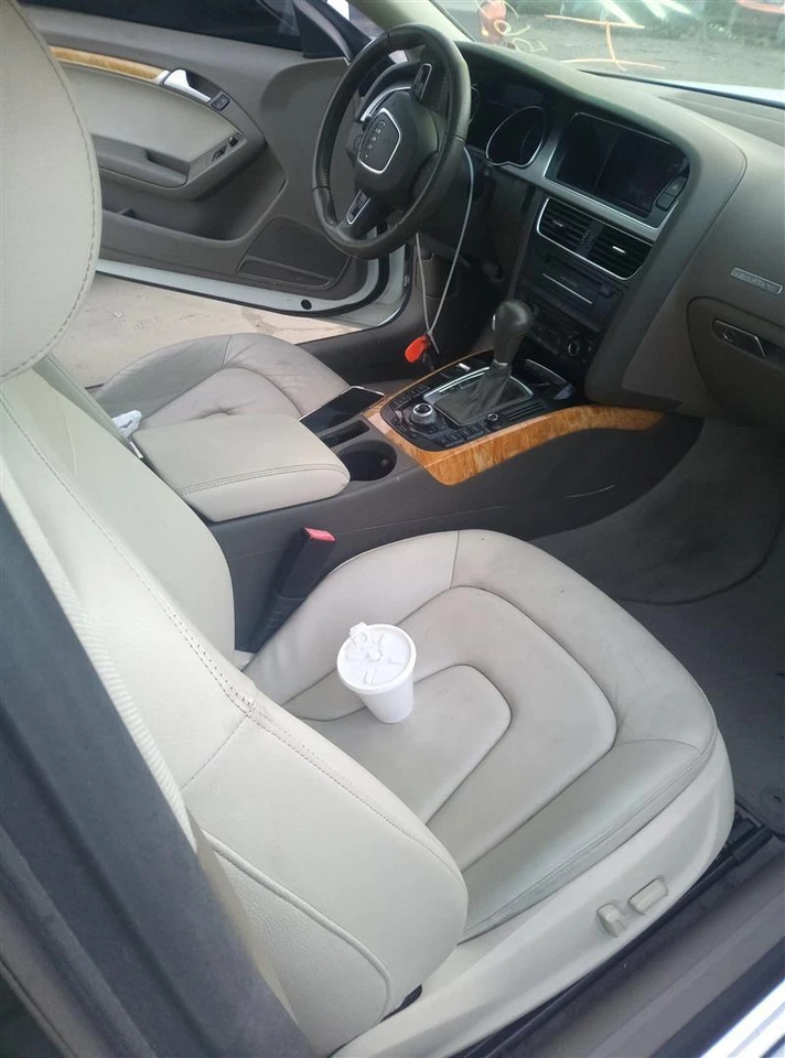 2010 Audi A5 Automatic Transmission Assembly 2.0L Runs Good 114K OEM - Изображение 2 из 4