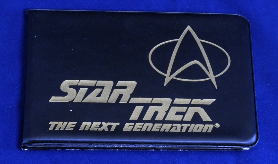 STAR TREK The Next Generation St.Vincent Souvenir Folder Golden Stamps Topical - Image 2 of 2