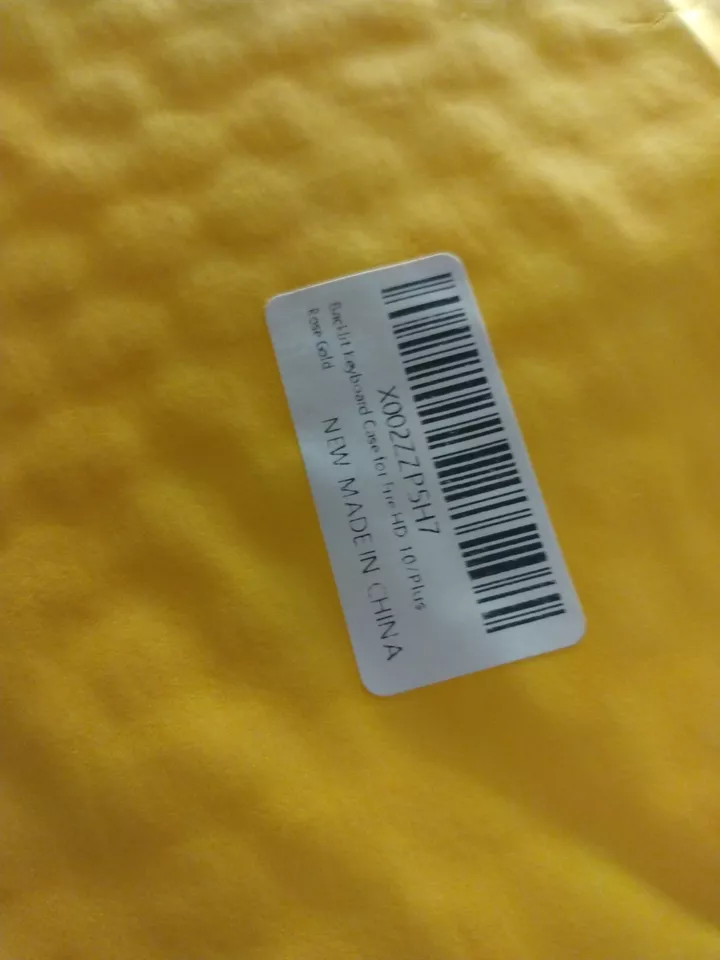 LOT of 24 Trackpad Keyboard Case for Fire HD 10 and 10+ Rose Gold - Image 3 of 3