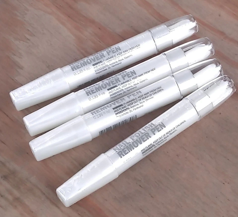 Paquete de 4 bolígrafos correctores de esmalte de uñas ULTA Quick Touch con puntas de repuesto Foto 2 de 4