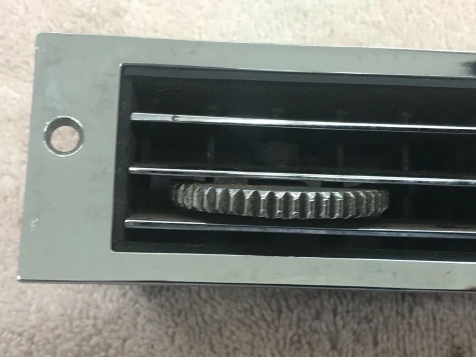 Mercury Cougar 1967 1968 aire acondicionado ventilación central aire acondicionado C7WA-19623 buen usado Foto 4 de 4