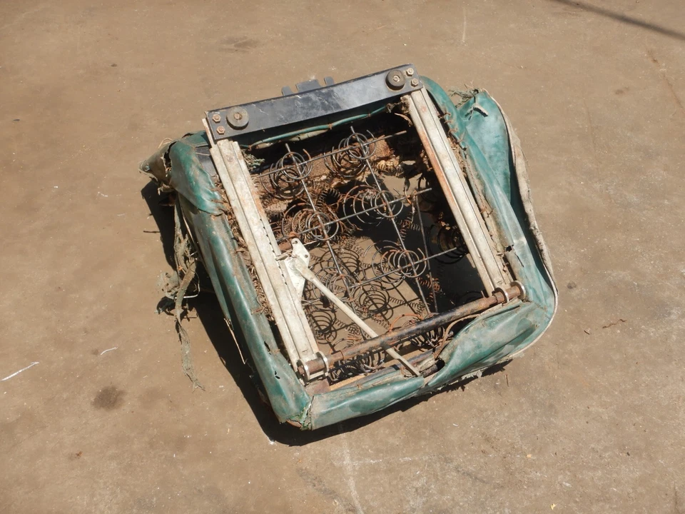 Jeep FC-150 FC-170 OEM Factory Passenger Driver Front Seat FREE SHIP Foto 3 de 4