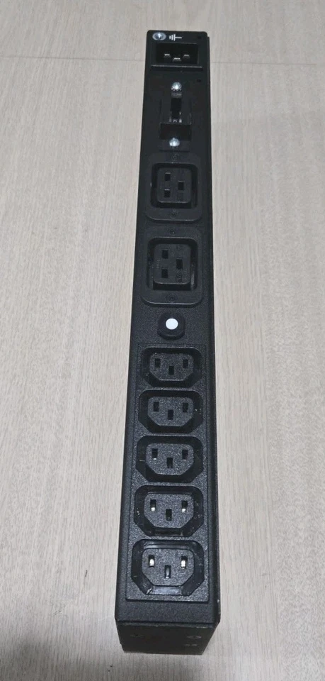 Dell 5T437 AP6120 Power Distribution Unit PDU - Image 4 of 4