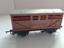 Tri-ang Railway OO Gauge R122 Cattle Wagon (Long Wheel Base) #M3712