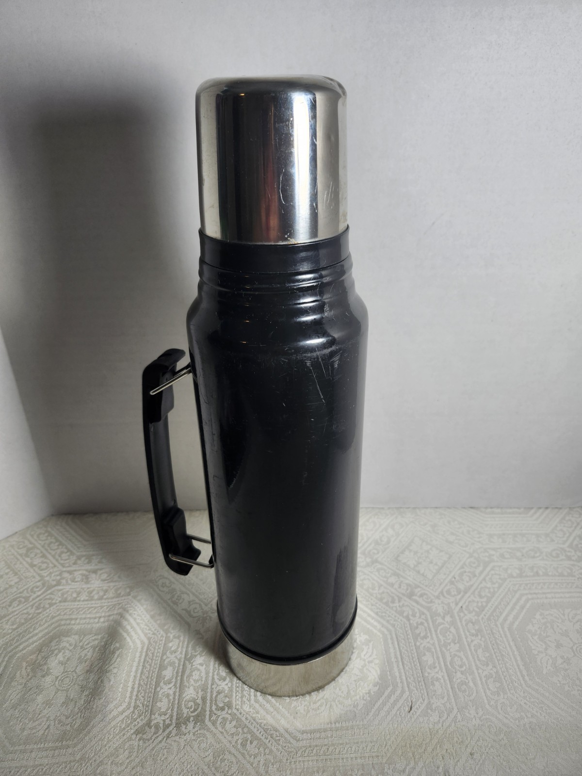 STANLEY THERMOS BUILT FOR LIFE 1.1 QT. /1 OL. BLACK