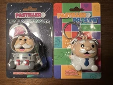 Dr. SIMI Pastillero Astronauta 2 Pack Pill Bottle Keychains. Brand New.