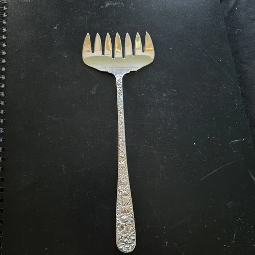 ANTIQUE S KIRK & SON STERLING SILVER REPOUSSE BACON ASPARAGUS SERVING FORK 7.5"