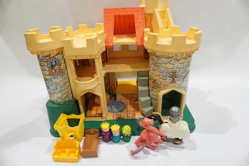 Vintage Fisher Price Little People Play Family Castle 993 INCOMPLETE 1974